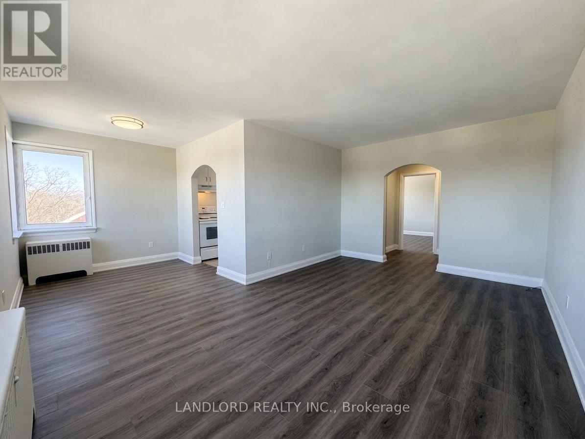 301 - 36 Wood Glen Road, Toronto, Ontario  M1N 2V9 - Photo 3 - E13640870