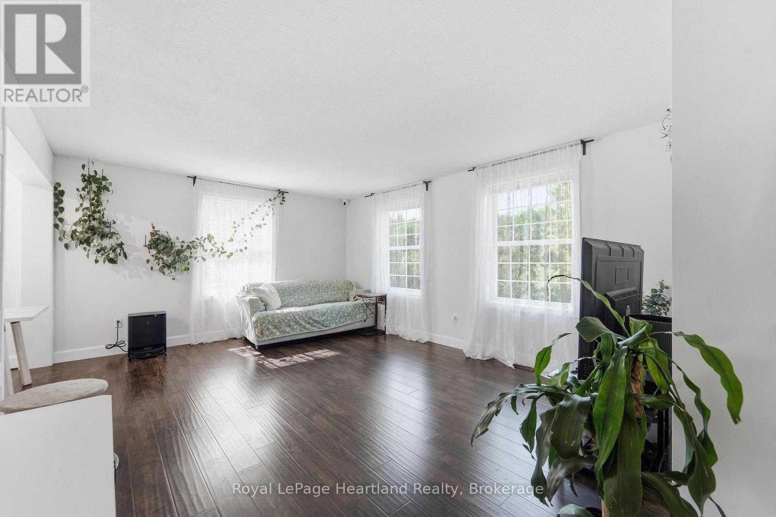 770 Scott Street W, North Perth, Ontario  N4W 1J5 - Photo 11 - X13640838