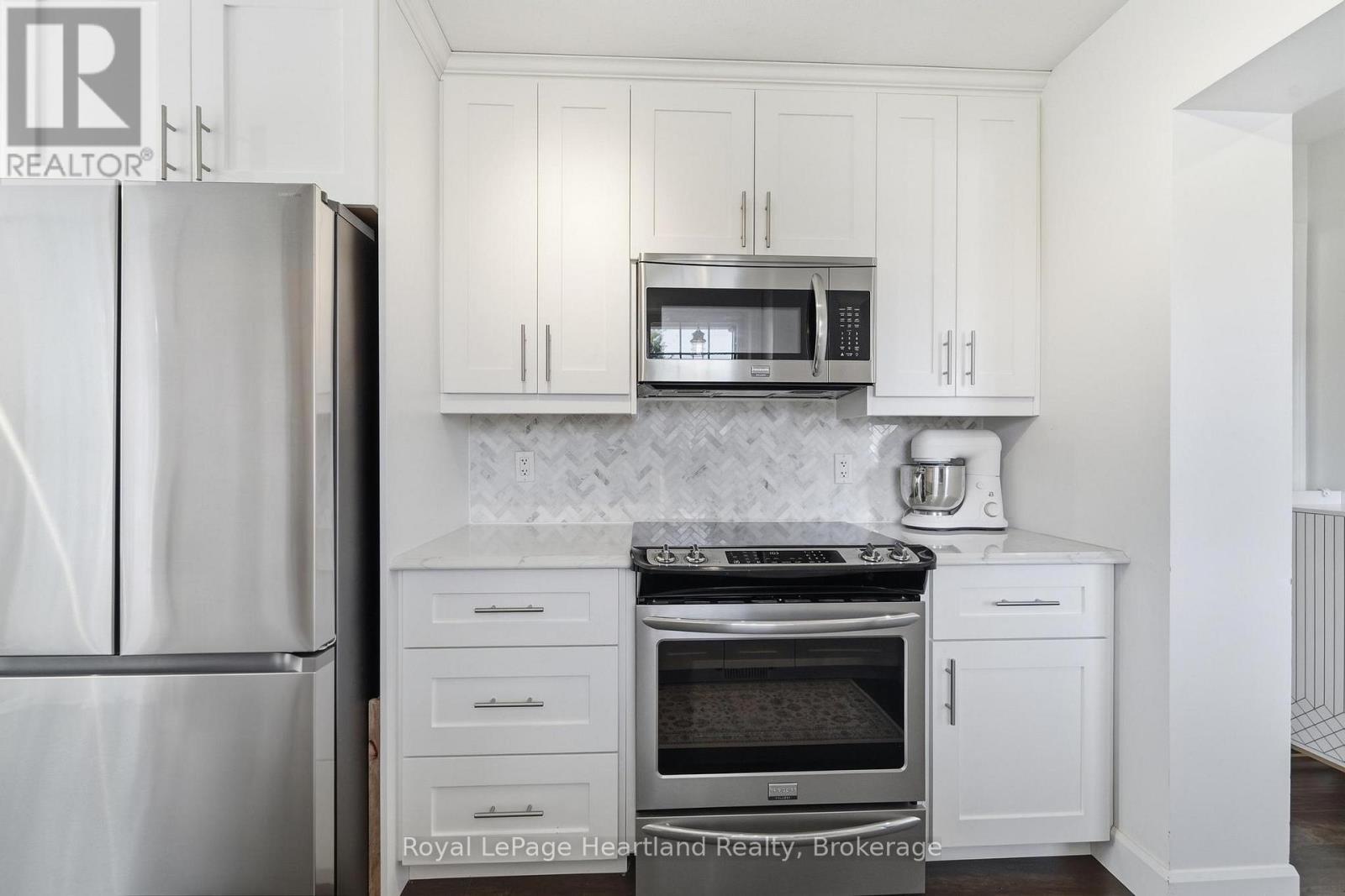 770 Scott Street W, North Perth, Ontario  N4W 1J5 - Photo 6 - X13640838