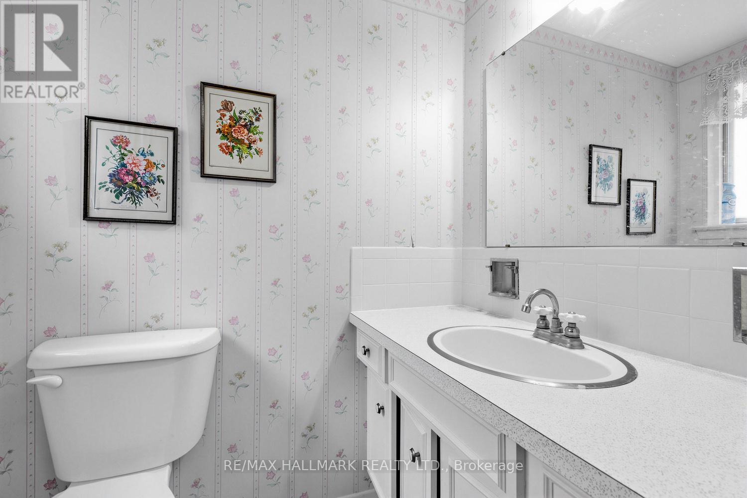 691 Conacher Drive, Toronto, Ontario  M2M 3N4 - Photo 17 - C13474234