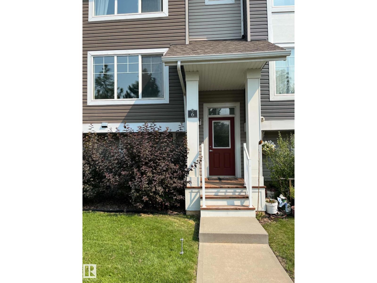 6 140 Youville Drive NW, Edmonton