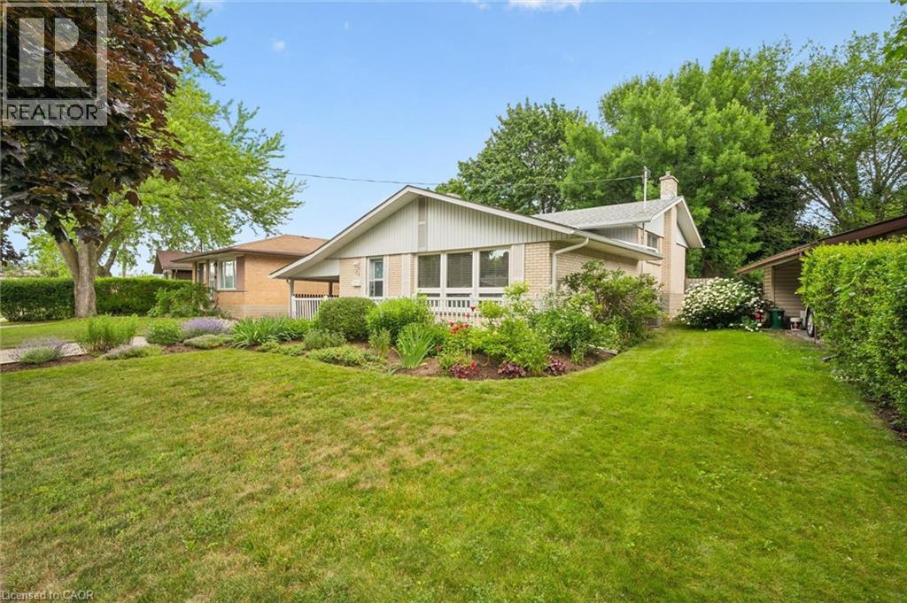 14 Ruskview Road, Kitchener, Ontario  N2M 4S2 - Photo 2 - 40847506