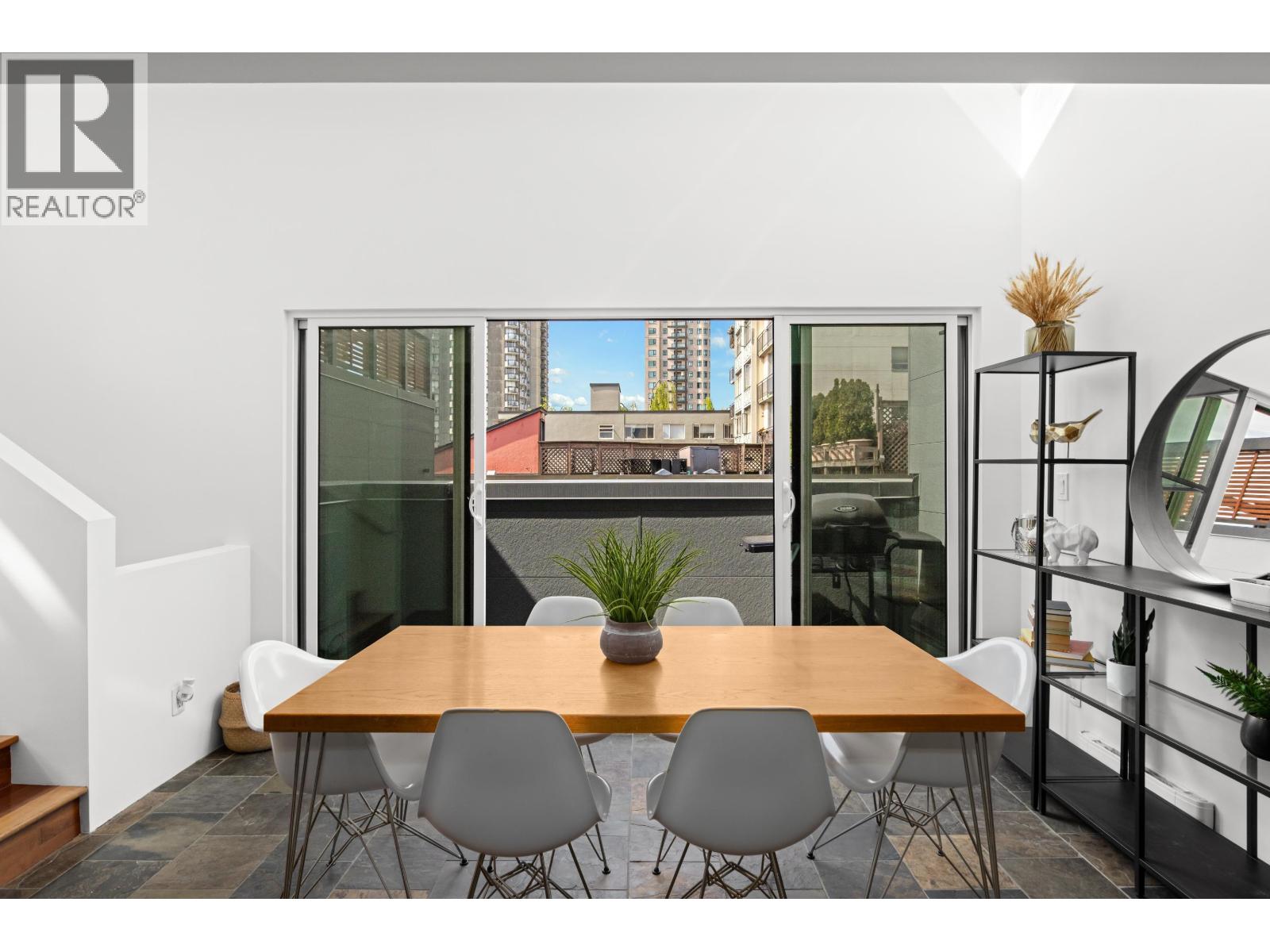 9 1934 Barclay Street, Vancouver, British Columbia V6G 1L3 - Photo 2 - R3126362