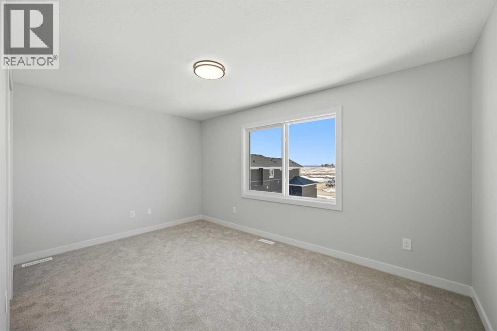 42 Waterford Mews, Chestermere, Alberta  T1X 3B6 - Photo 22 - A2316033