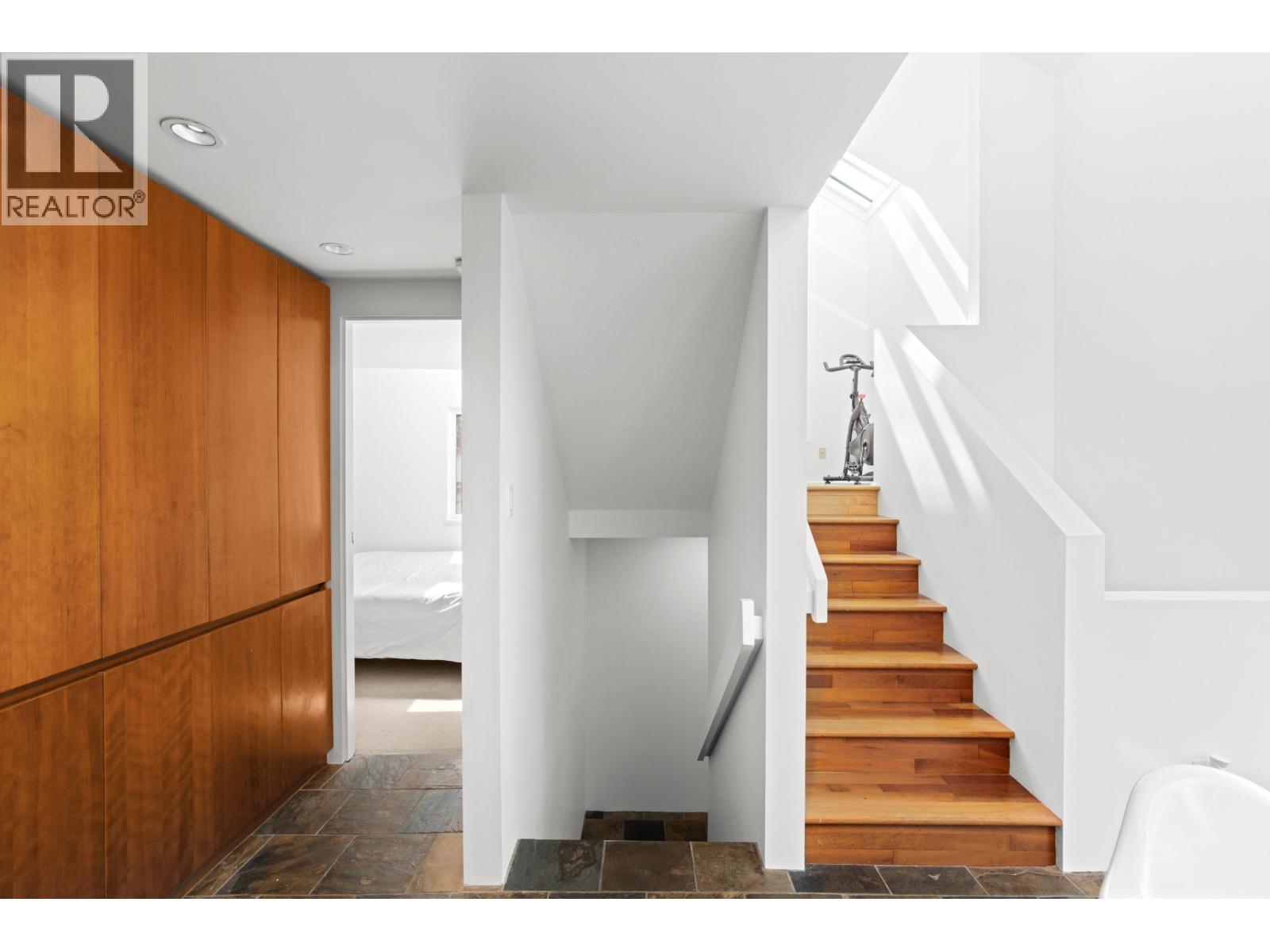 9 1934 Barclay Street, Vancouver, British Columbia V6G 1L3 - Photo 10 - R3126362