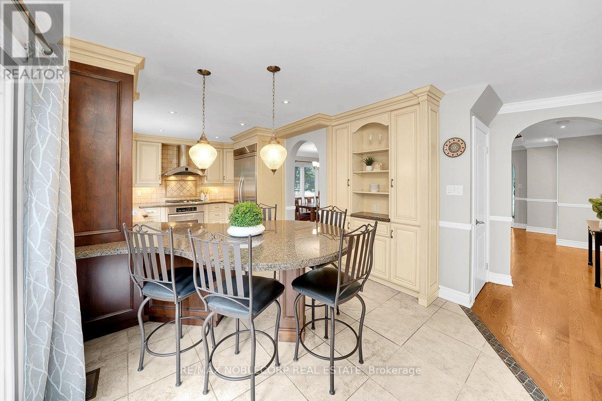 3 Castlehill Road, Vaughan, Ontario  L6A 1P3 - Photo 15 - N13640934