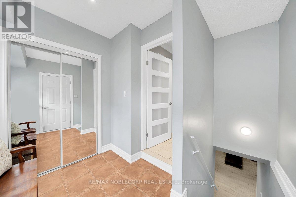 3 Castlehill Road, Vaughan, Ontario  L6A 1P3 - Photo 20 - N13640934