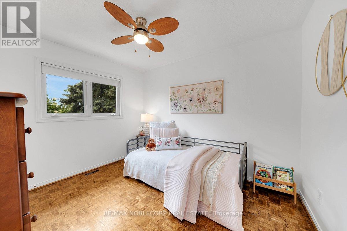 3 Castlehill Road, Vaughan, Ontario  L6A 1P3 - Photo 32 - N13640934