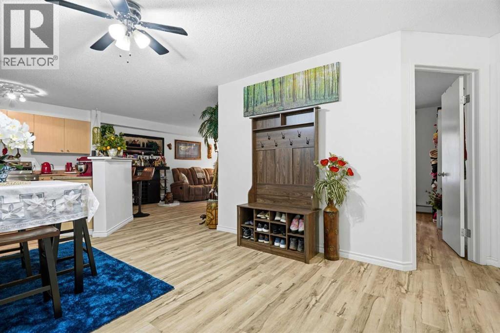 4103, 604 8 Street SW, Airdrie, Alberta  T4B 2W4 - Photo 5 - A2327077