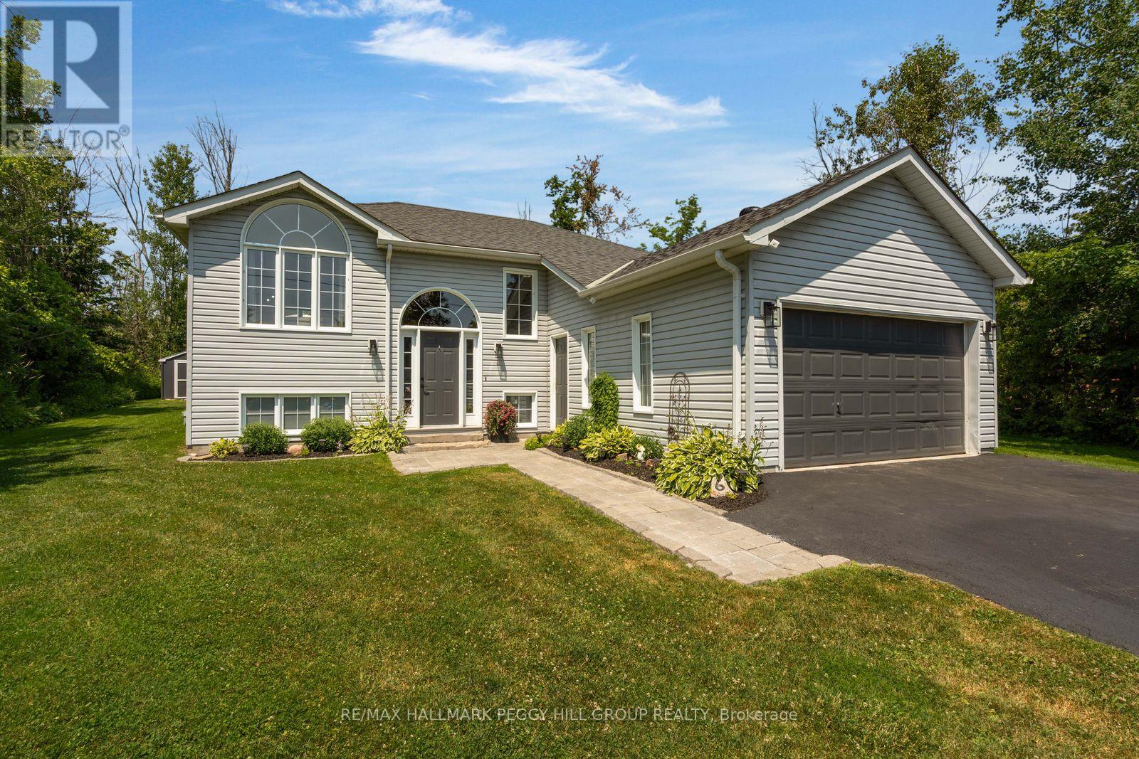 6 Rosemarie Drive, Oro-Medonte, Ontario  L0L 1T0 - Photo 2 - S13640898