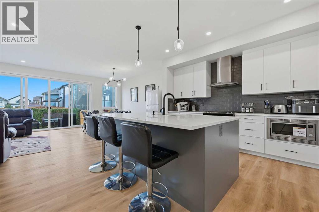 147 Magnolia Path SE, Calgary, Alberta
