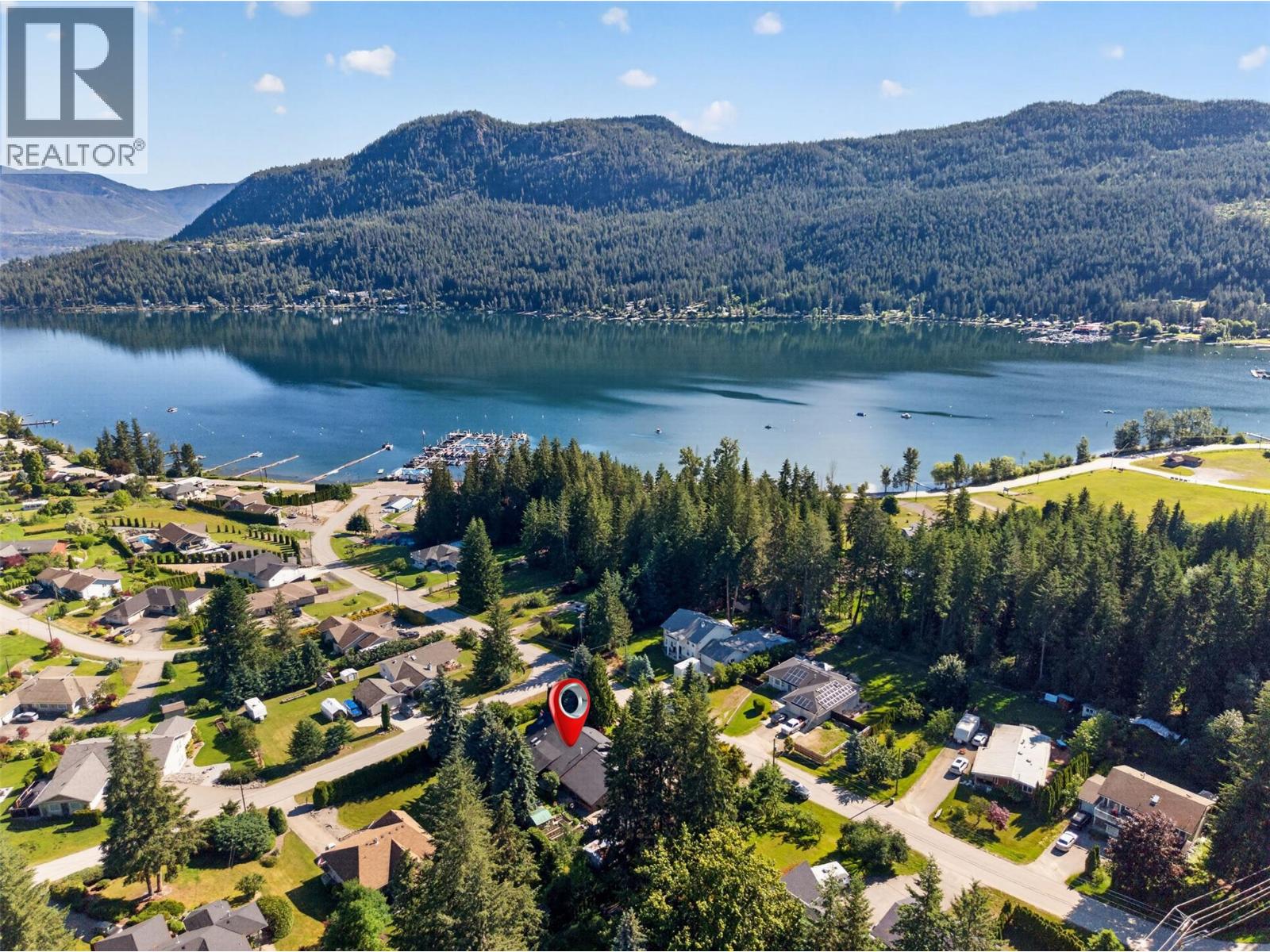 2829 Marine Drive, Blind Bay, British Columbia