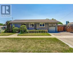 5 FLETCHER PLACE, Toronto, Ontario