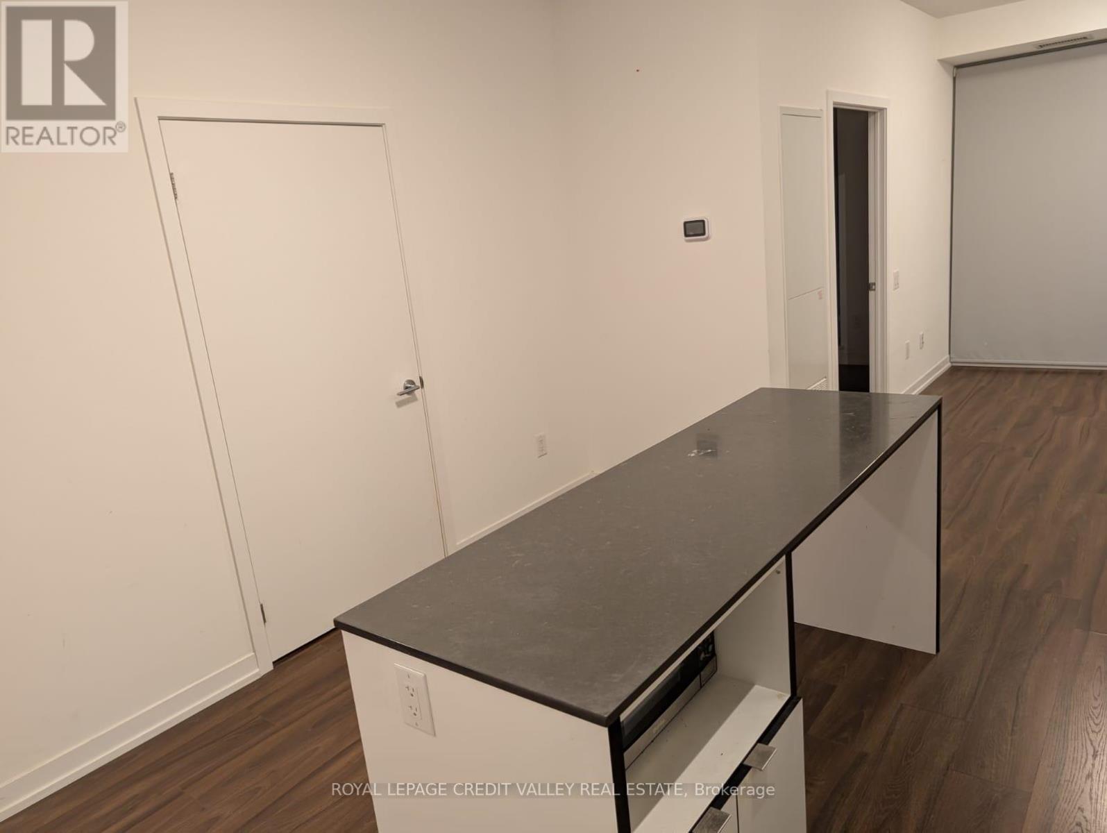 502 - 4065 Confederation Parkway, Mississauga, Ontario  L5B 0L4 - Photo 6 - W13640920
