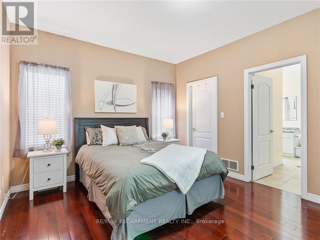 52 Arrowhead Drive, Hamilton, Ontario  L8W 3Y2 - Photo 18 - X13640836