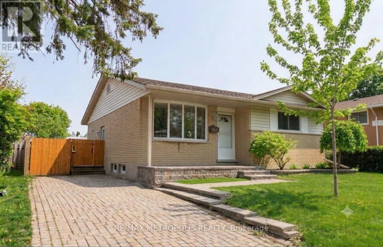 615 DOGWOOD LANE, Waterloo, Ontario