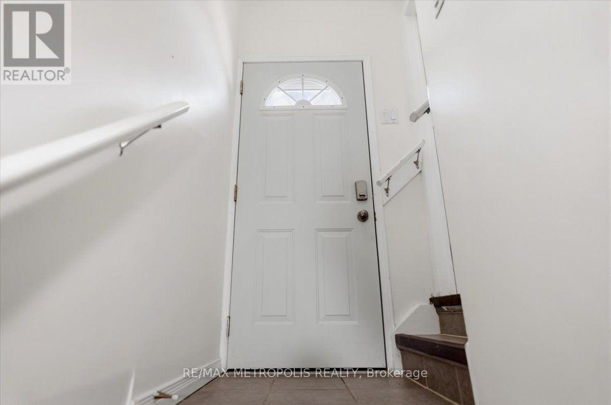 615 Dogwood Lane, Waterloo, Ontario  N2L 4Y2 - Photo 20 - X13640852