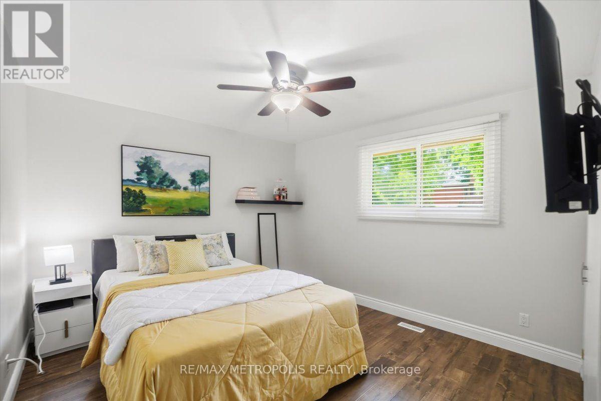 615 Dogwood Lane, Waterloo, Ontario  N2L 4Y2 - Photo 9 - X13640852