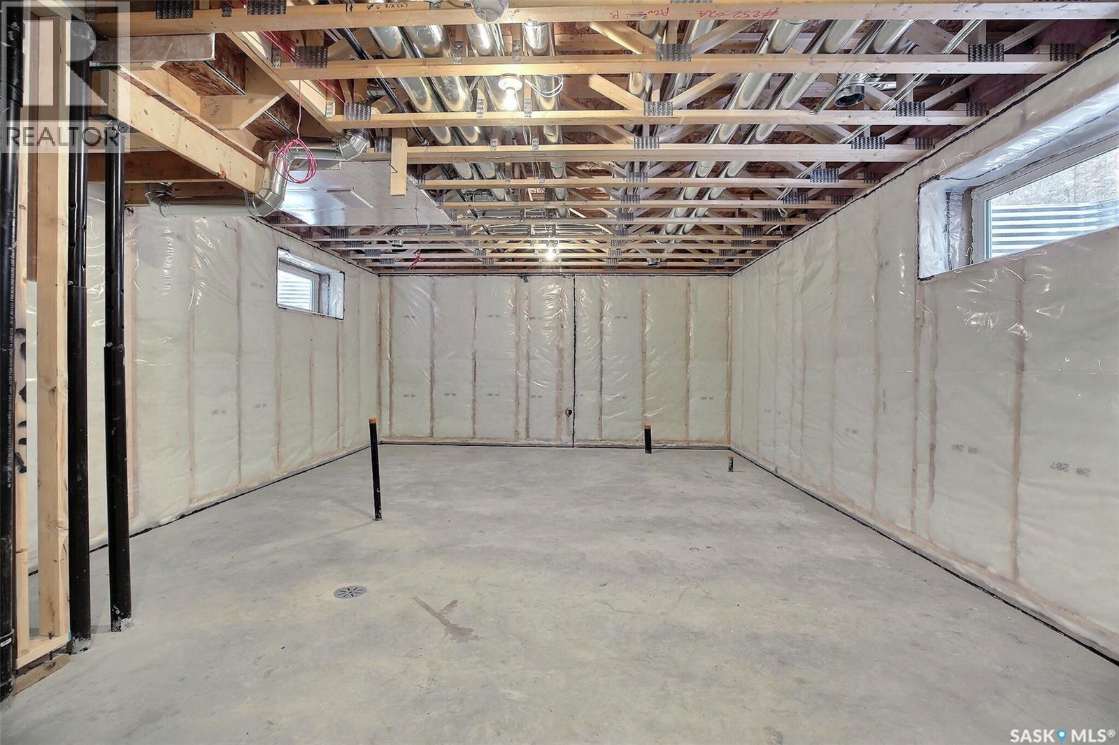 2956 Green Turtle Road, Regina, Saskatchewan  S4V 4G4 - Photo 23 - SK044538