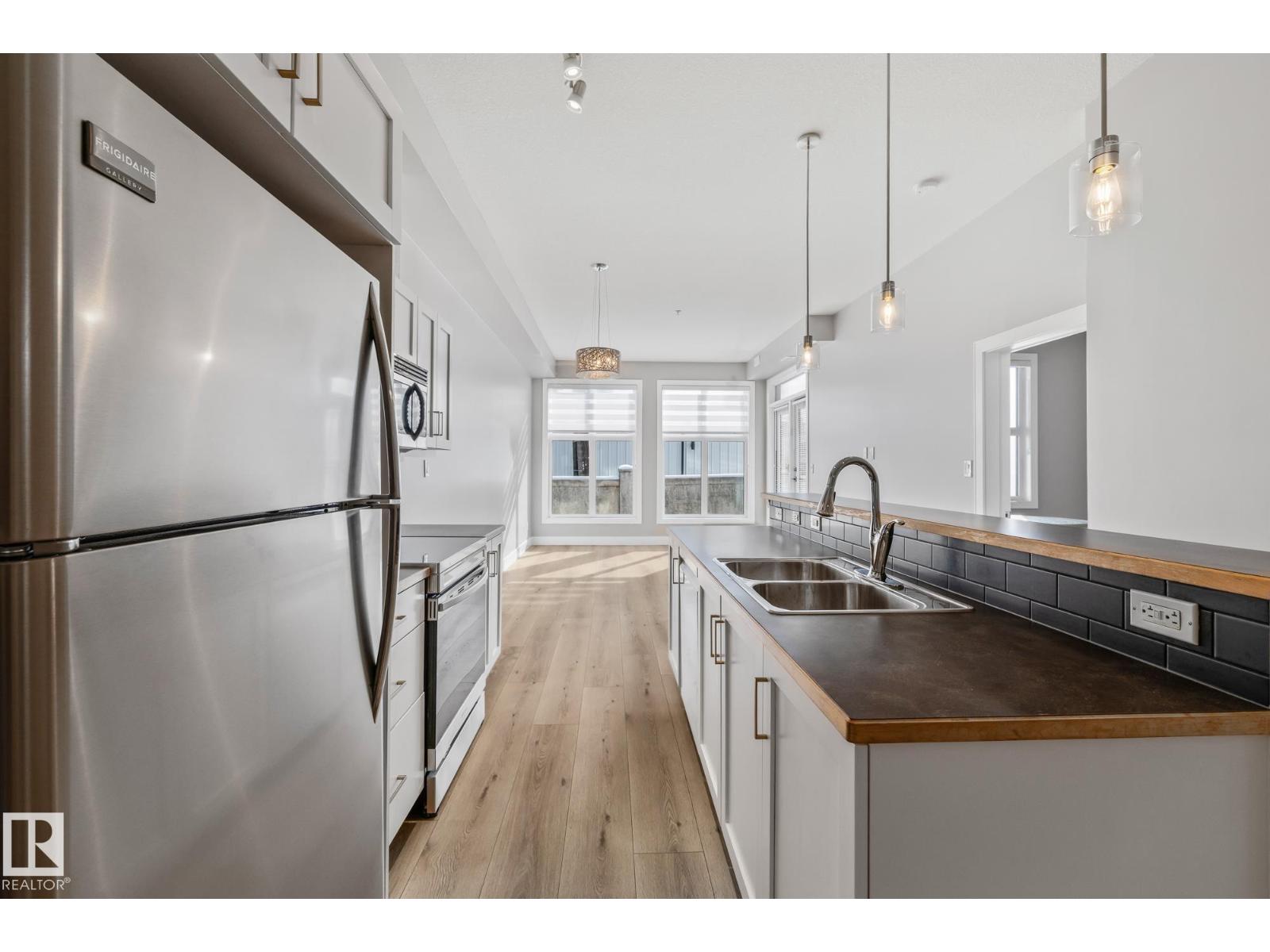 #114 10531 117 St NW, Edmonton, Alberta  T5H 0A8 - Photo 10 - E4502206