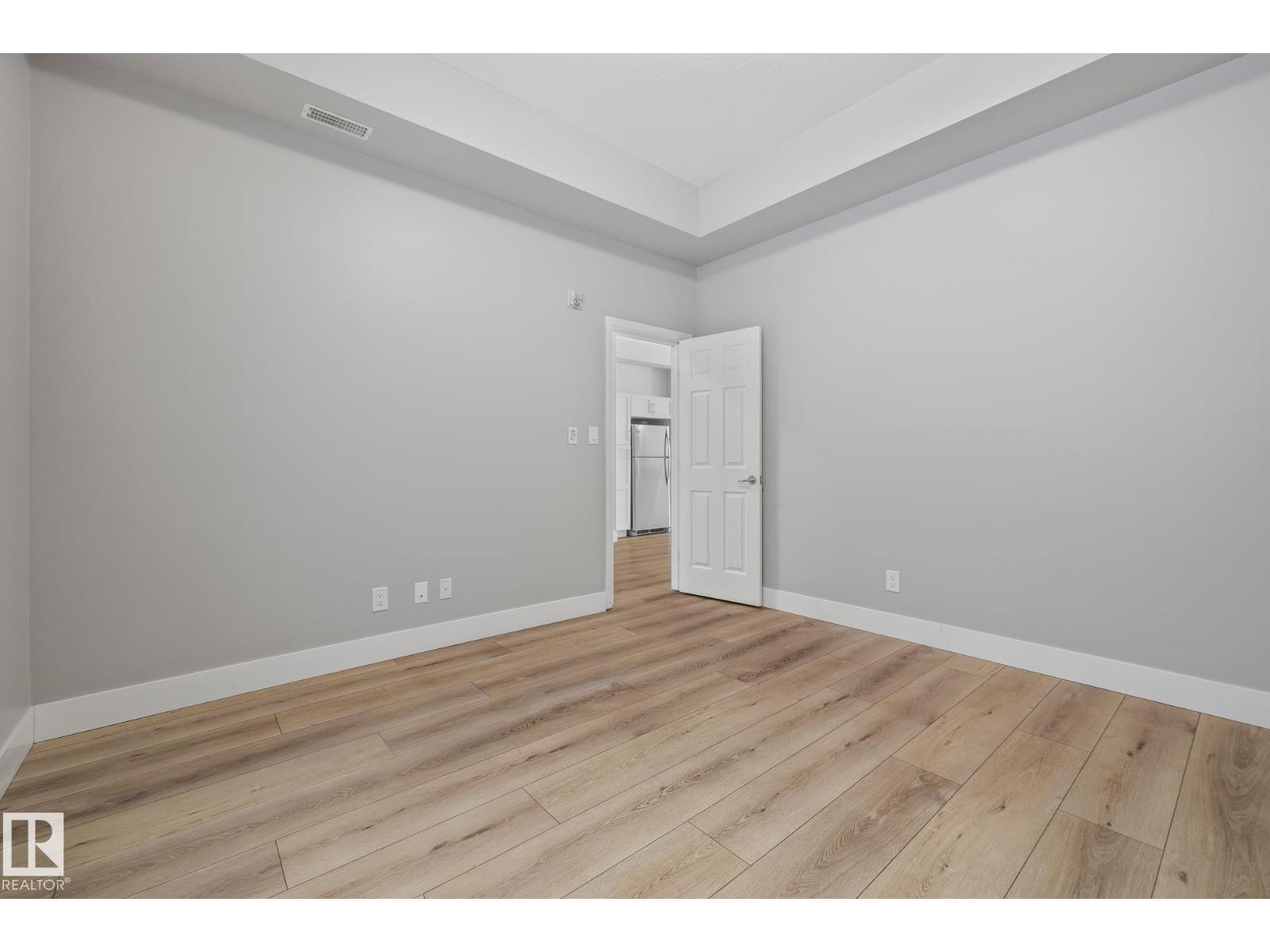#114 10531 117 St NW, Edmonton, Alberta  T5H 0A8 - Photo 23 - E4502206
