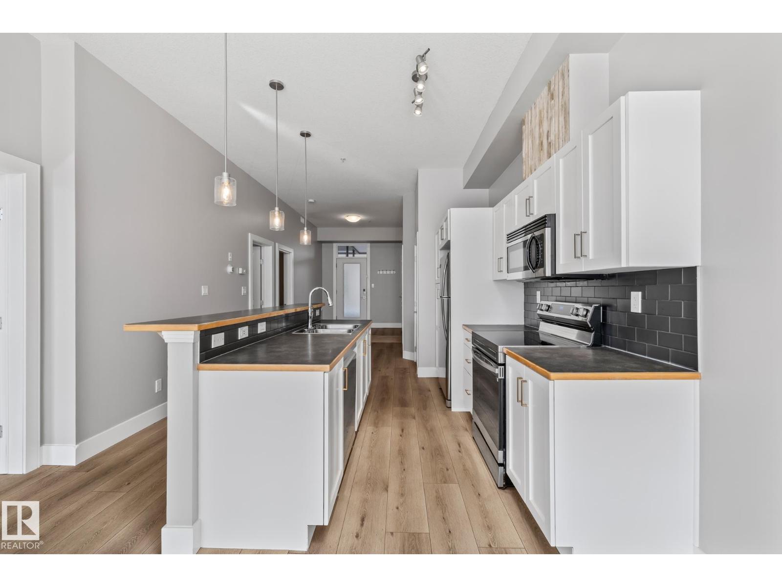 #114 10531 117 St NW, Edmonton, Alberta  T5H 0A8 - Photo 9 - E4502206