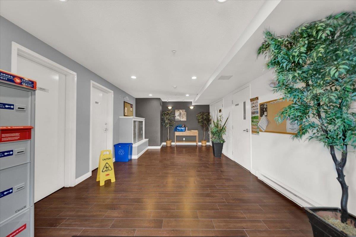 210 5454 198 Street, Langley, British Columbia  V3A 1G2 - Photo 27 - R3152294