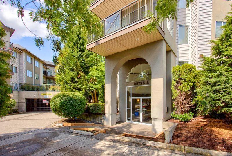 104 32725 GEORGE FERGUSON WAY, Abbotsford, British Columbia