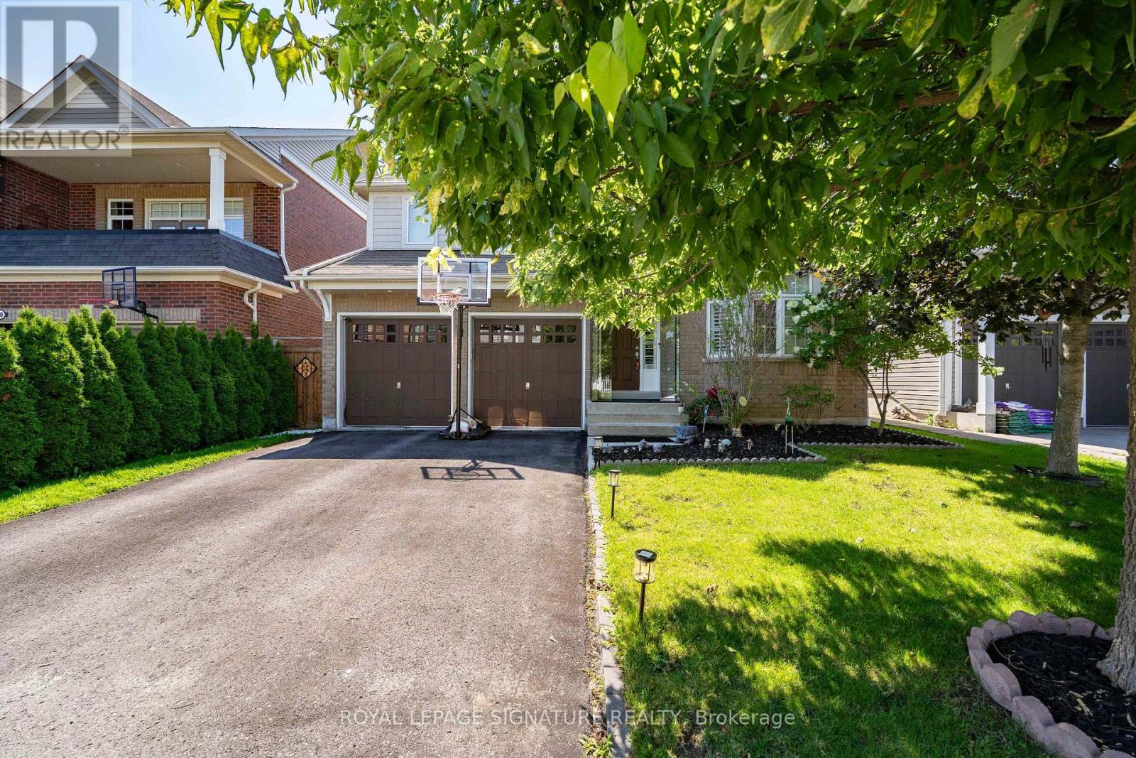 22 Northcastle Crescent, Whitby, Ontario  L1M 0H8 - Photo 3 - E13640374
