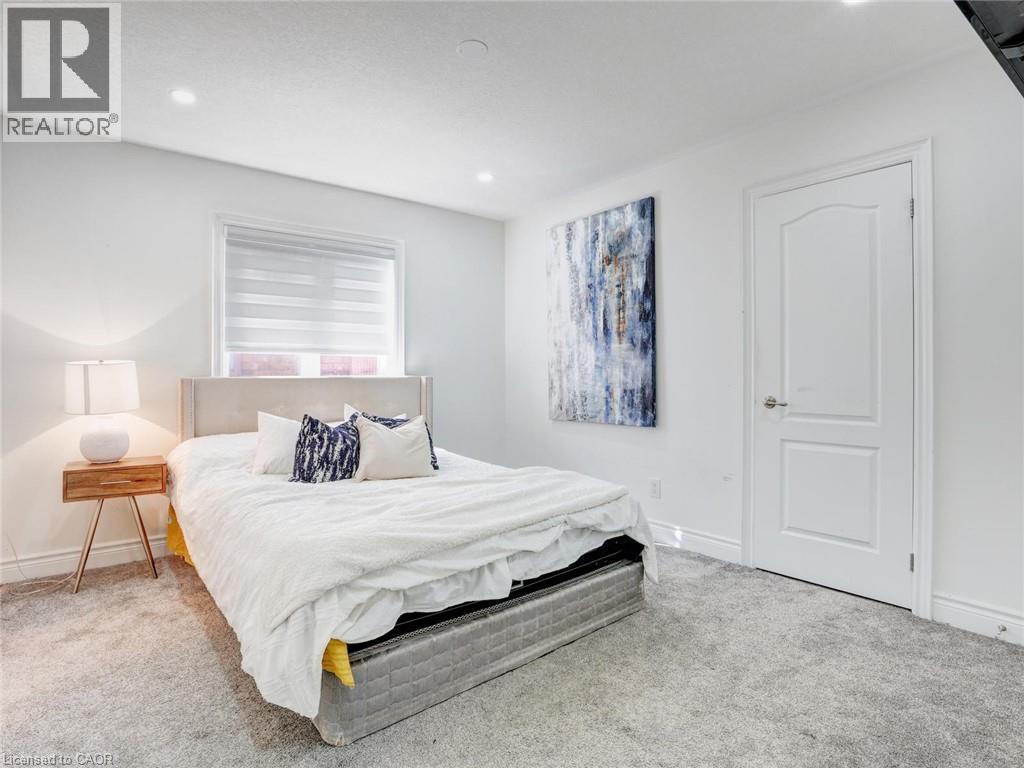 584 Pinery Trail, Waterloo, Ontario  N2V 2Y3 - Photo 24 - 40852361