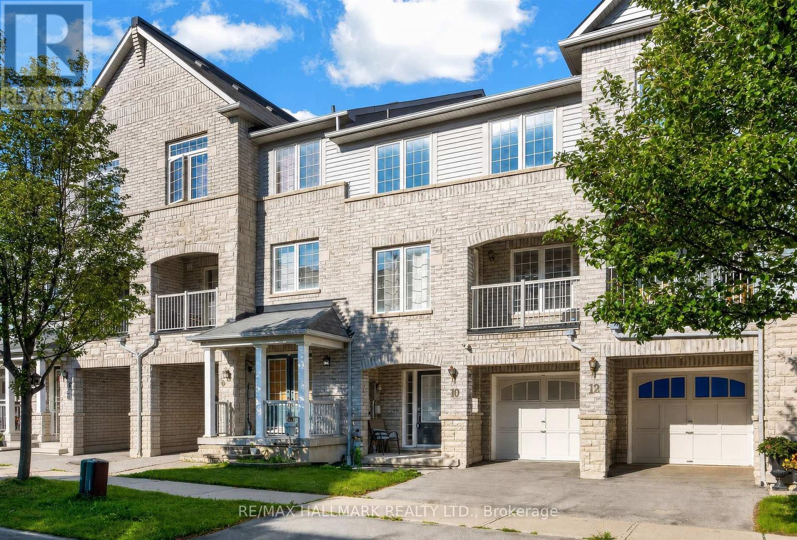 10 LINNELL STREET, Ajax, Ontario