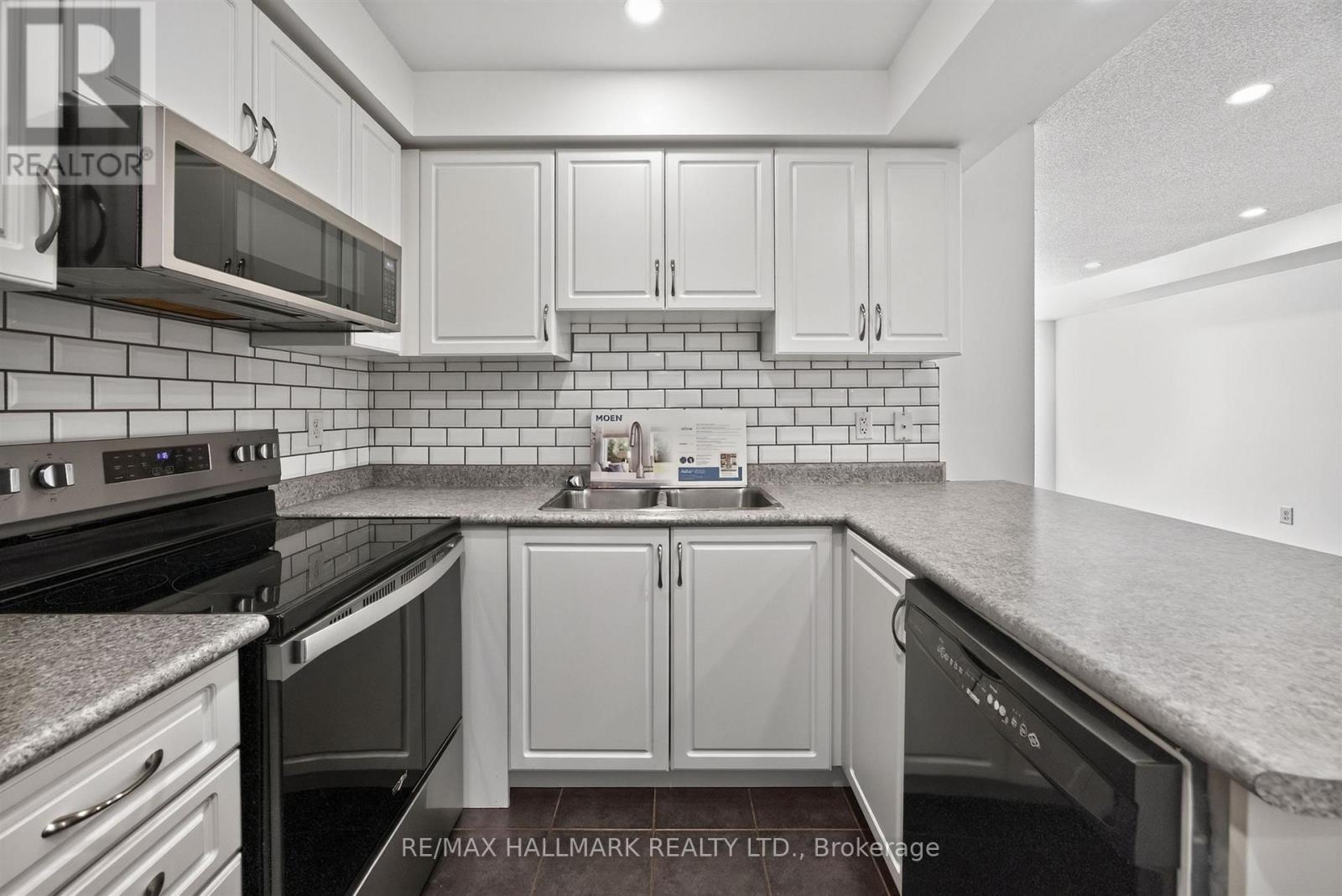 10 Linnell Street, Ajax, Ontario  L1Z 0K9 - Photo 19 - E13507738