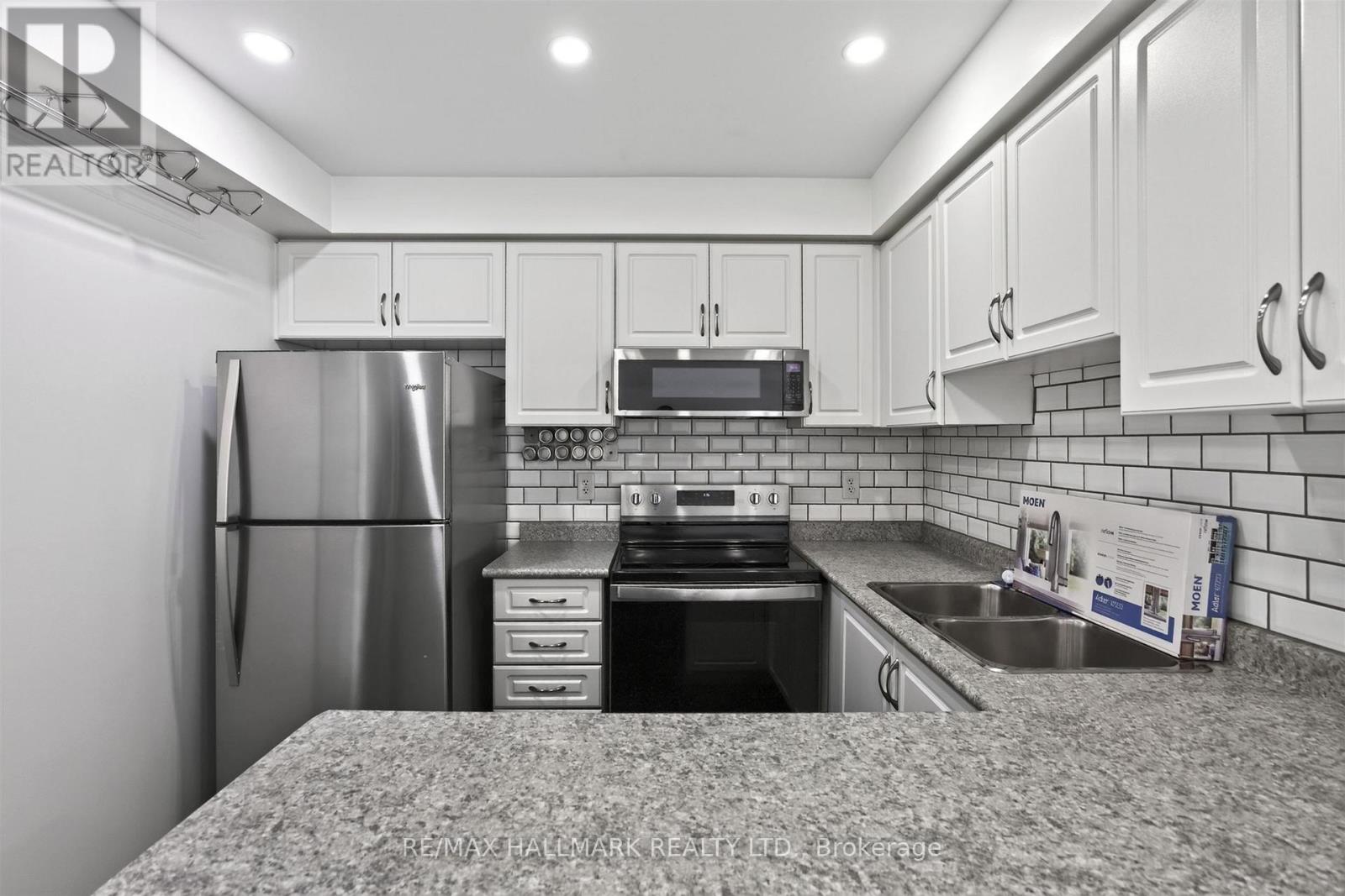 10 Linnell Street, Ajax, Ontario  L1Z 0K9 - Photo 16 - E13507738