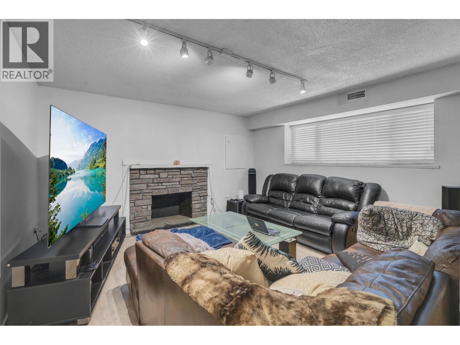 1825 Brunette Avenue, Coquitlam, British Columbia  V3K 1H3 - Photo 20 - R3152286