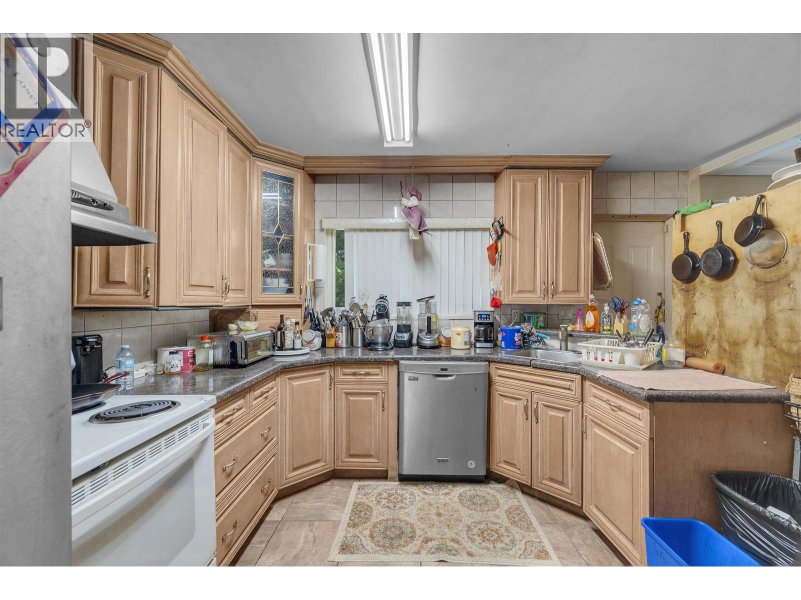 1825 Brunette Avenue, Coquitlam, British Columbia  V3K 1H3 - Photo 10 - R3152286