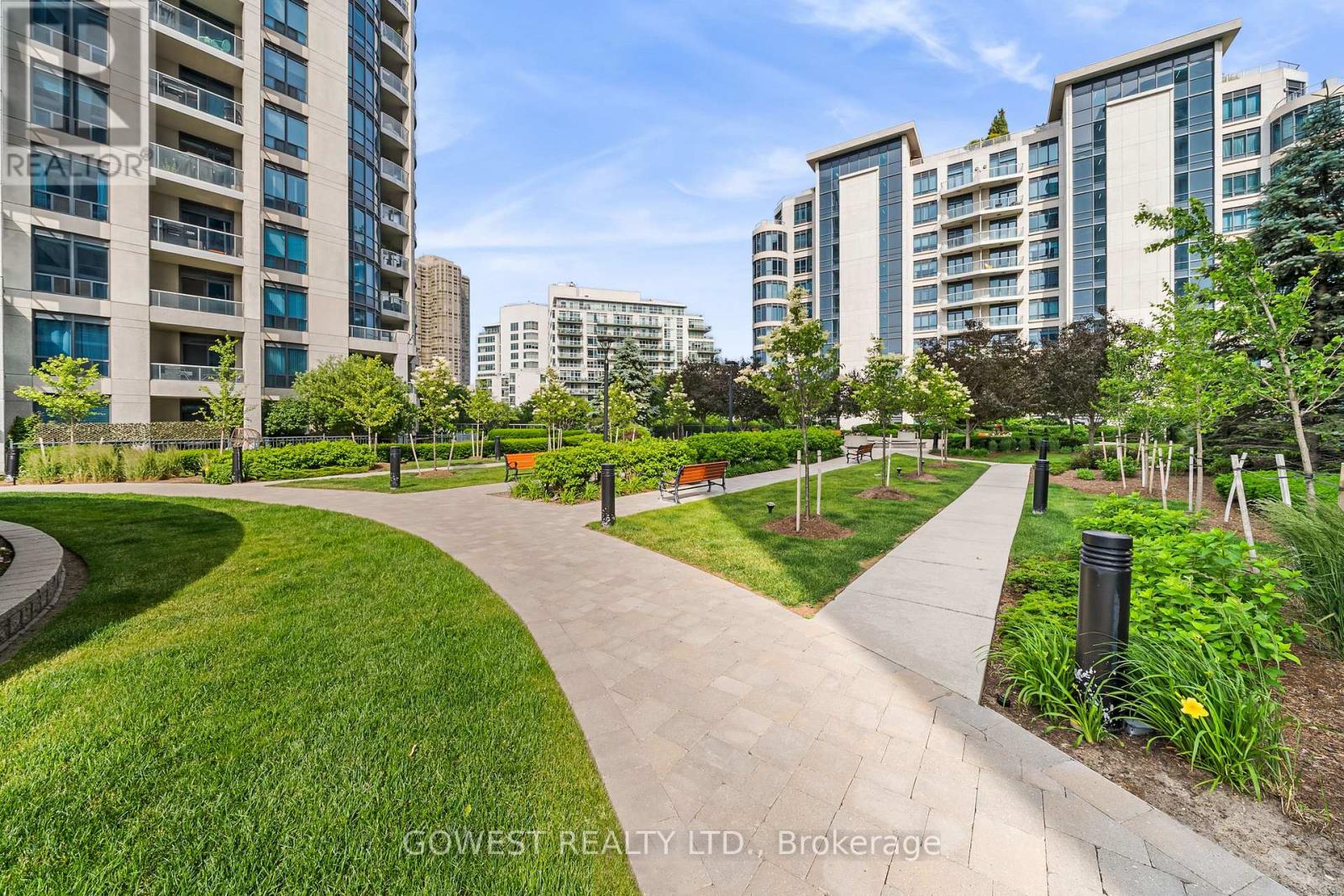 318 - 2095 Lake Shore Boulevard W, Toronto, Ontario M8V 4G4 - Photo 5 - W13632898
