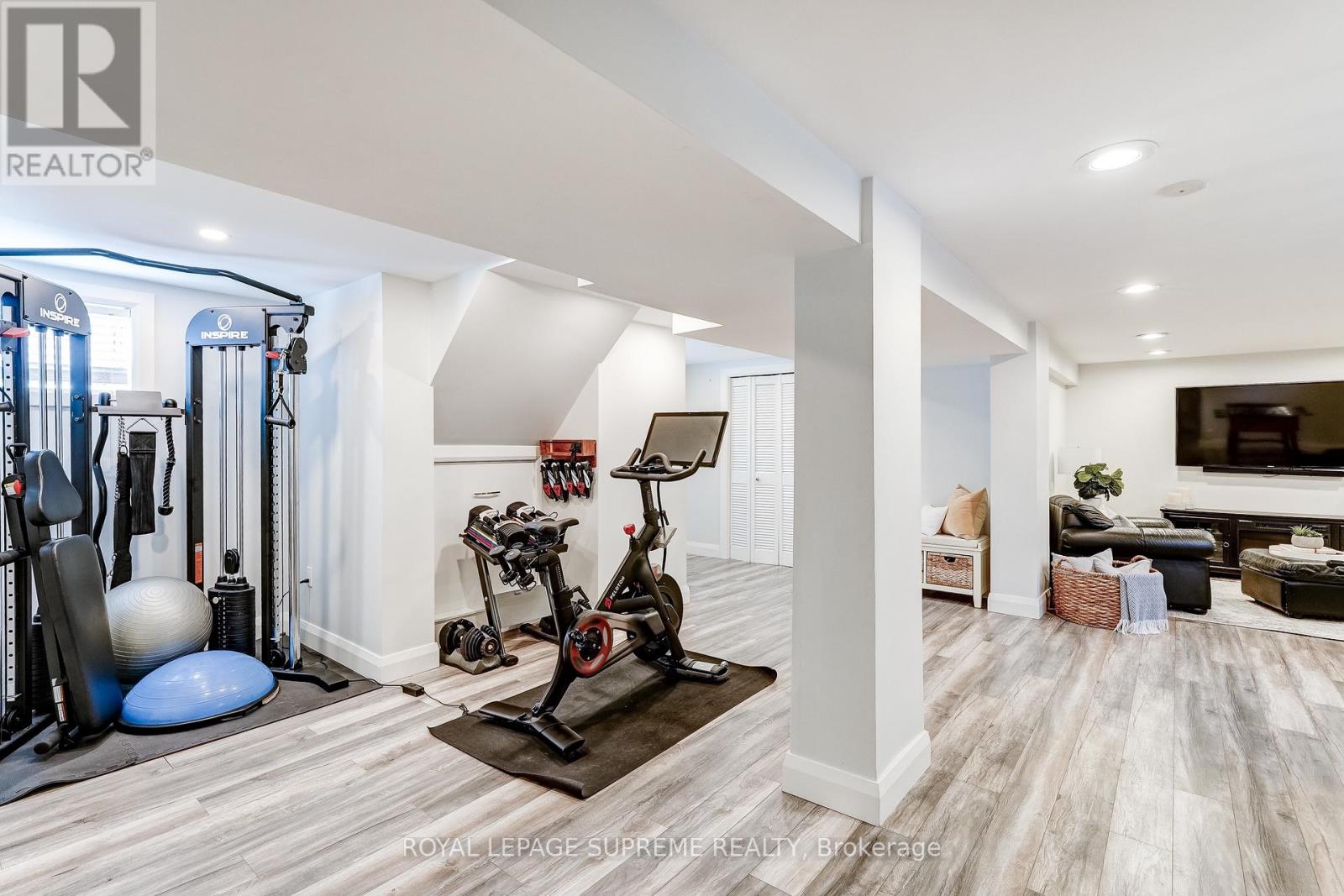 5 Fletcher Place, Toronto, Ontario  M9R 1K7 - Photo 33 - W13640896