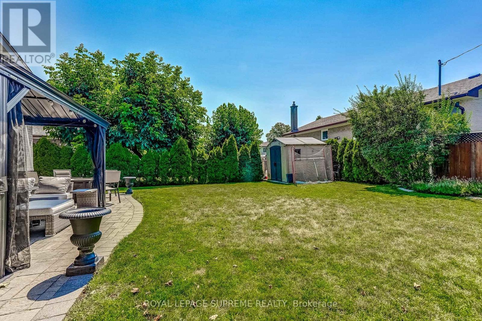 5 Fletcher Place, Toronto, Ontario  M9R 1K7 - Photo 48 - W13640896