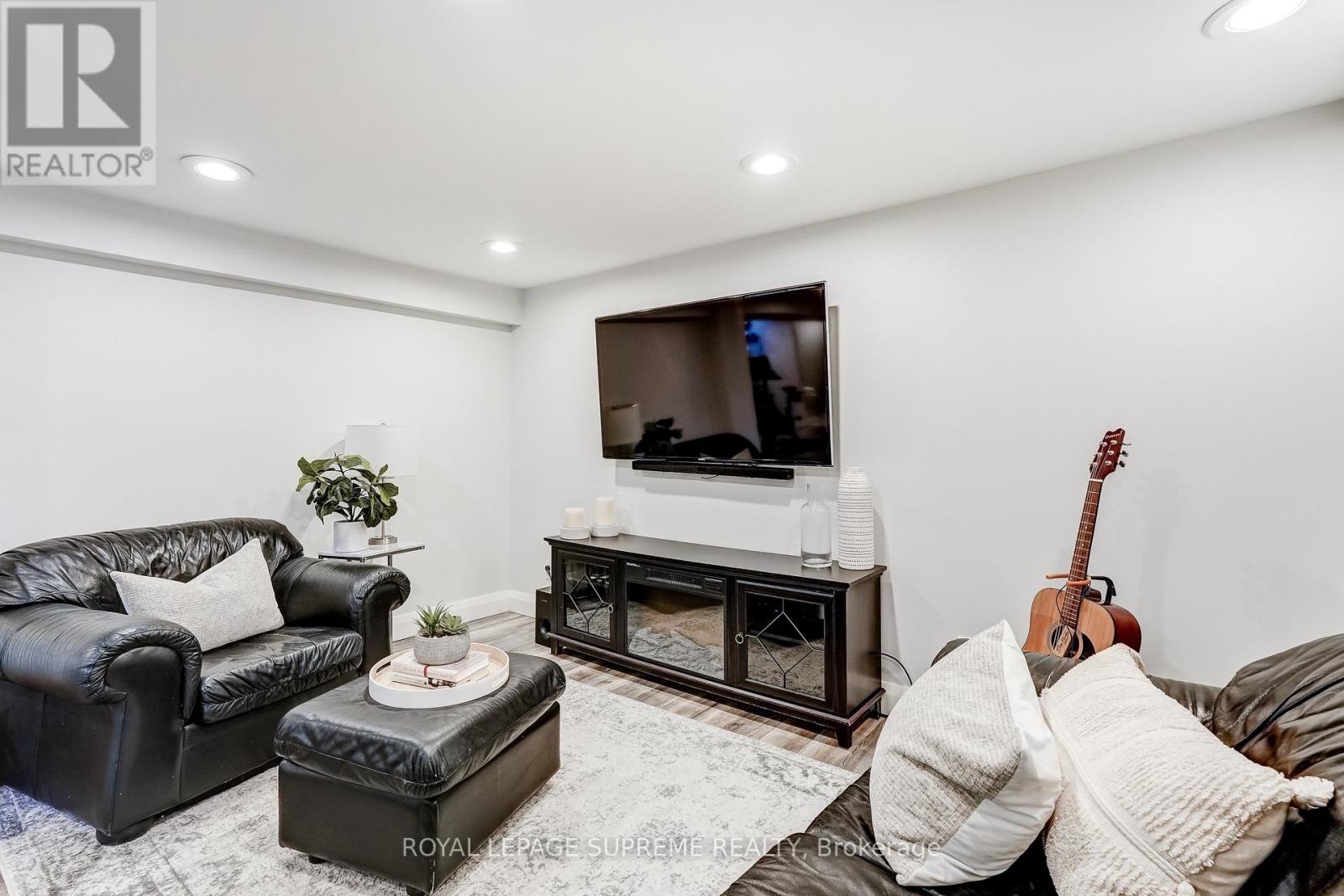 5 Fletcher Place, Toronto, Ontario  M9R 1K7 - Photo 35 - W13640896