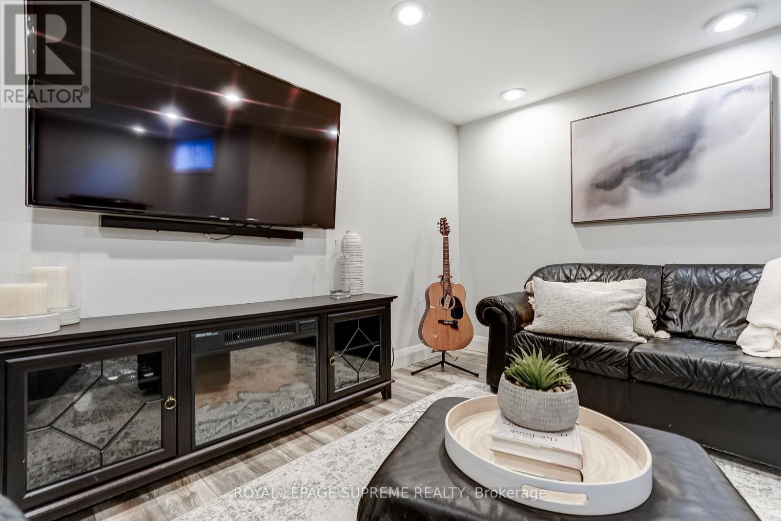 5 Fletcher Place, Toronto, Ontario  M9R 1K7 - Photo 37 - W13640896