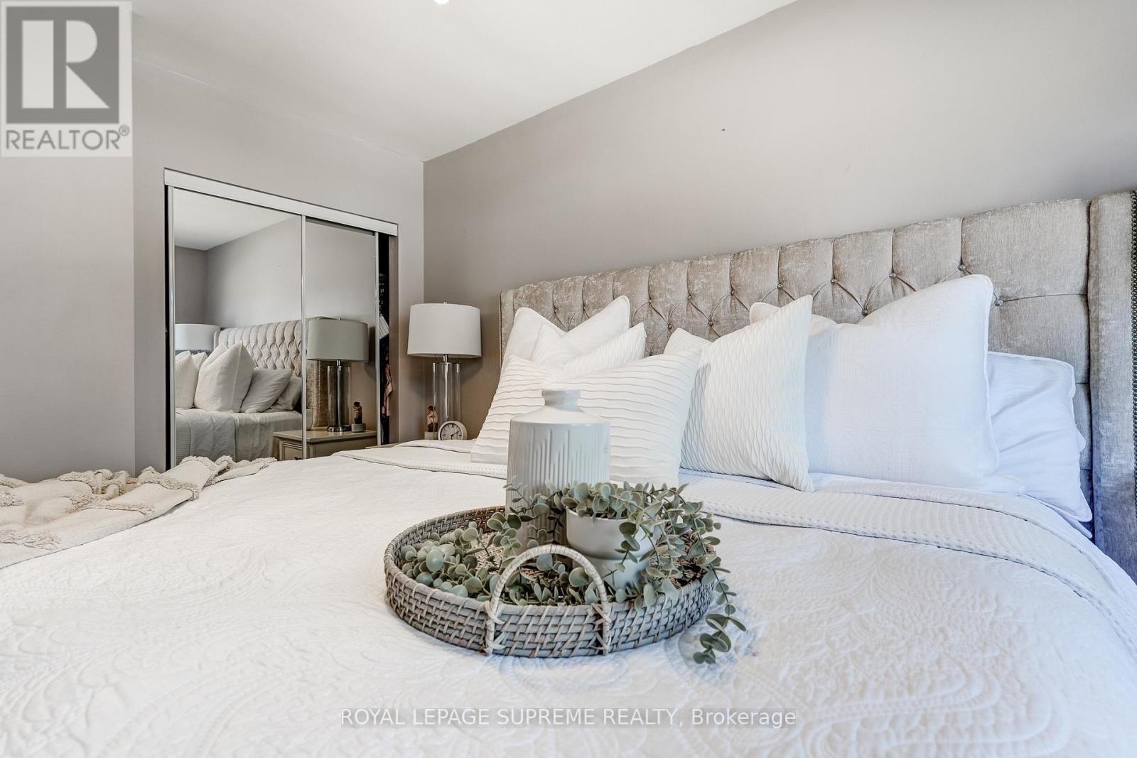 5 Fletcher Place, Toronto, Ontario  M9R 1K7 - Photo 26 - W13640896