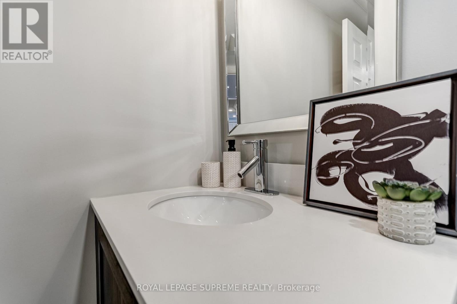 5 Fletcher Place, Toronto, Ontario  M9R 1K7 - Photo 39 - W13640896