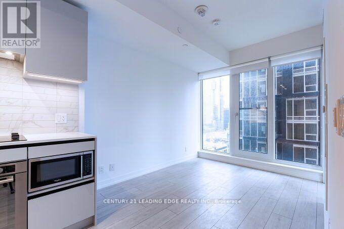 2210 - 55 Mercer Street Ne, Toronto, Ontario  M5V 1H3 - Photo 9 - C13640488