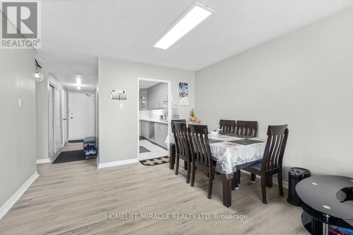 903 - 40 Panorama Court, Toronto, Ontario  M9V 4M1 - Photo 14 - W13629006