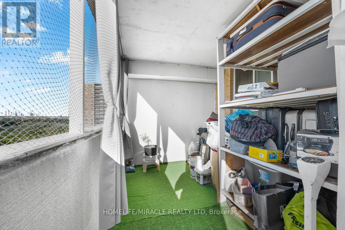 903 - 40 Panorama Court, Toronto, Ontario  M9V 4M1 - Photo 23 - W13629006