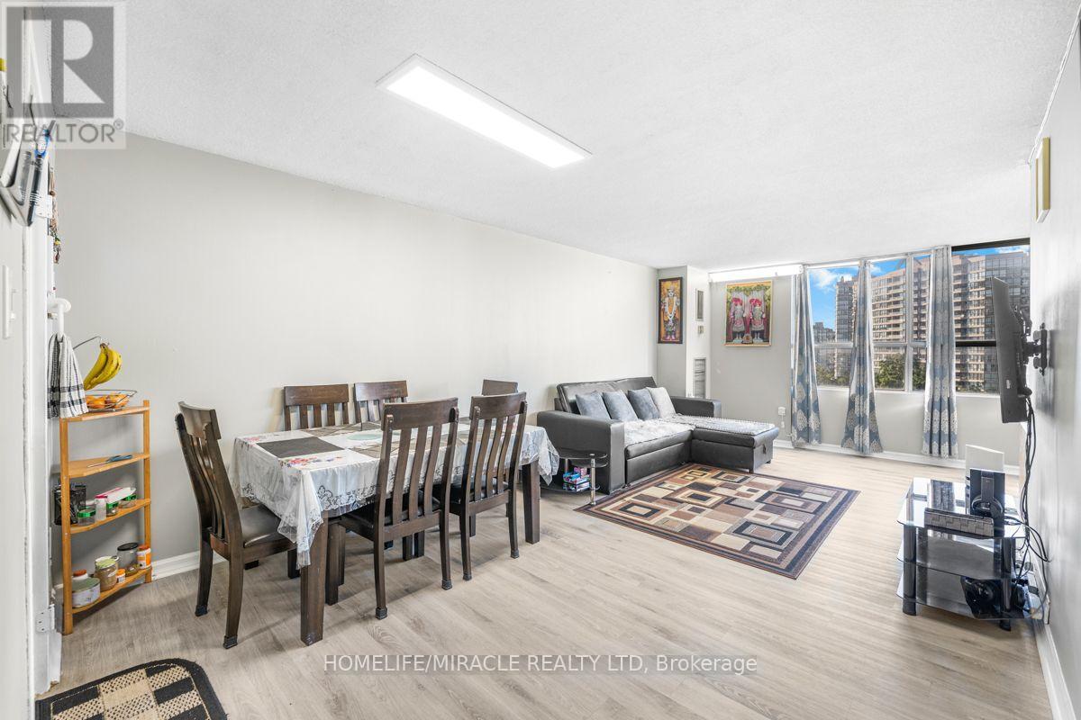 903 - 40 Panorama Court, Toronto, Ontario  M9V 4M1 - Photo 21 - W13629006