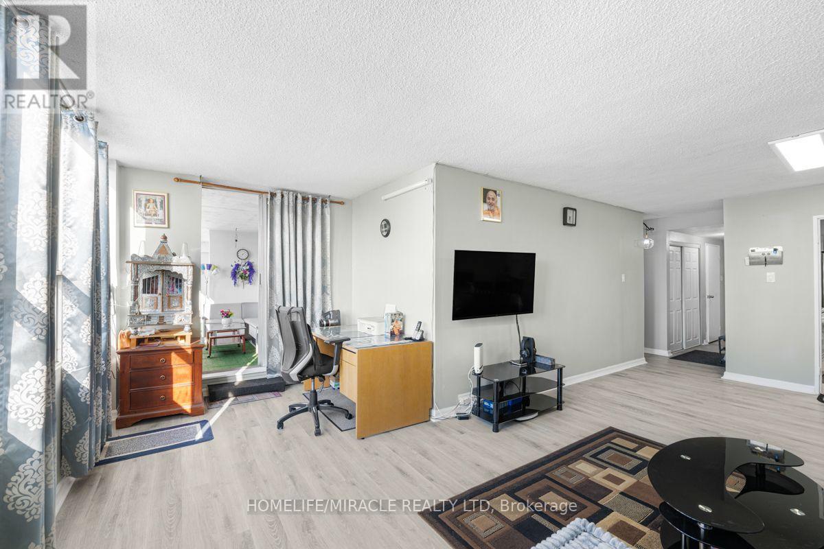 903 - 40 Panorama Court, Toronto, Ontario  M9V 4M1 - Photo 26 - W13629006