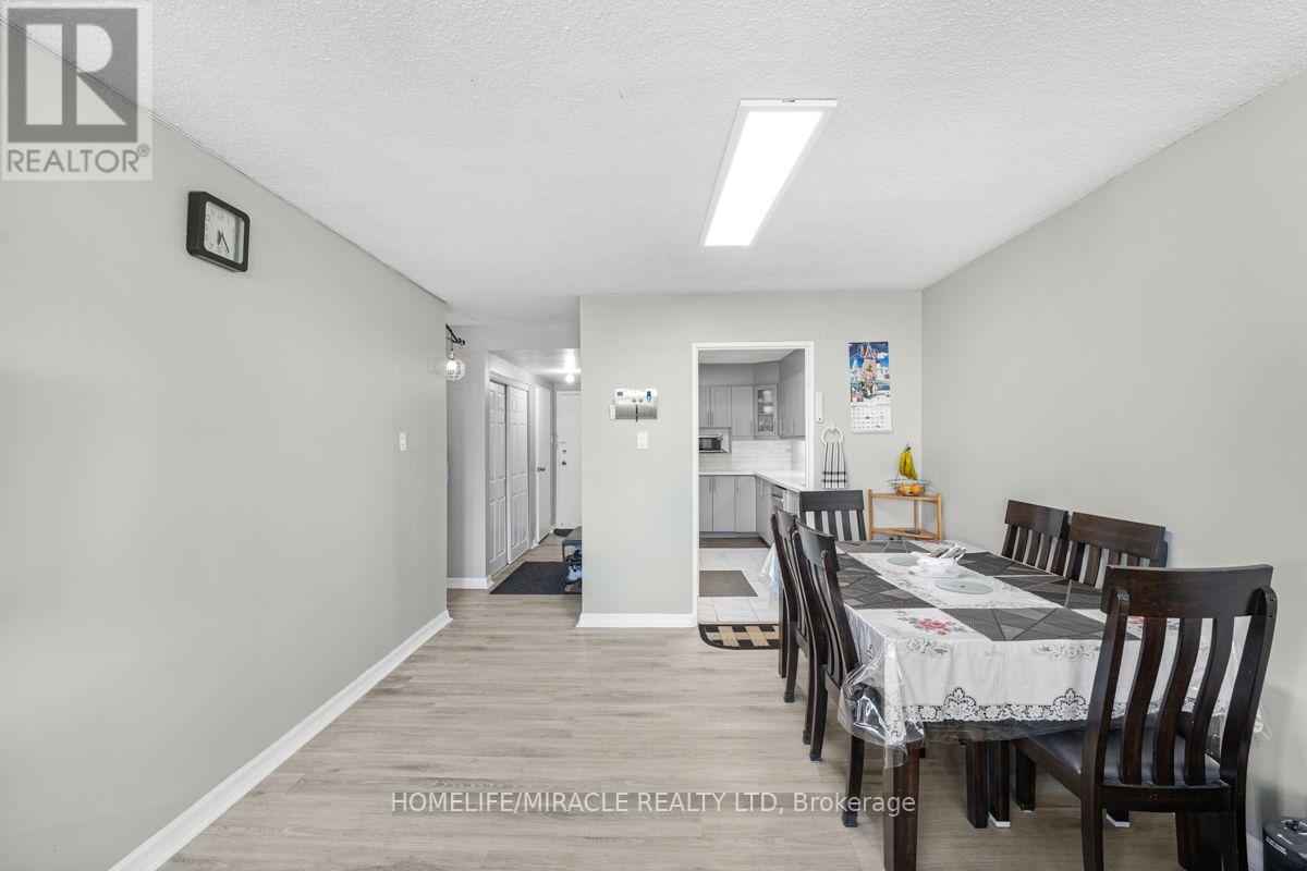 903 - 40 Panorama Court, Toronto, Ontario  M9V 4M1 - Photo 15 - W13629006