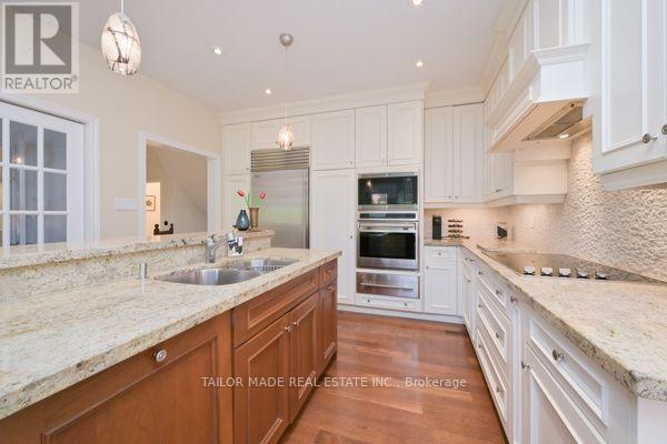 3 Stonegate Drive, Brampton, Ontario  L6Z 3L7 - Photo 15 - W13640554