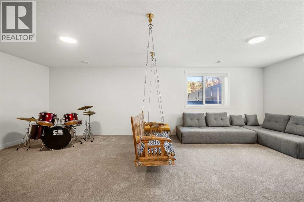 52 Cranbrook Cape SE, Calgary, Alberta  T3M 3L5 - Photo 40 - A2333223